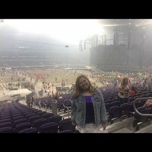 Meet your Posher, Hannah